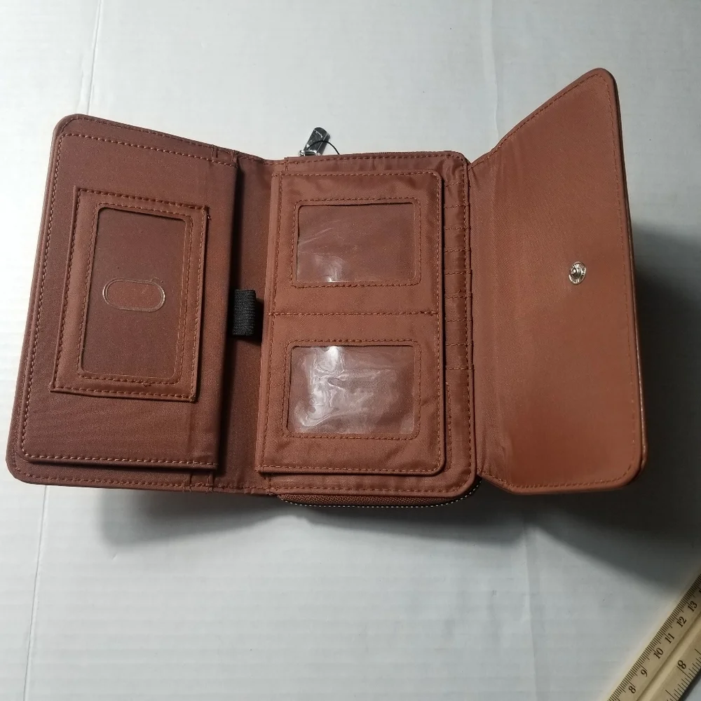 NWT KOHL'S BROWN WALLET